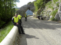 Rast inmitten von Felsen
