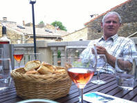 mit einem leichten Rosé geht es Richtung Abendessen