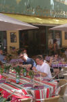 Mittagessen in Orange